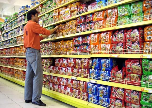 方便食品進(jìn)入熱銷(xiāo)時(shí)期，供不應(yīng)求狀況持續(xù)